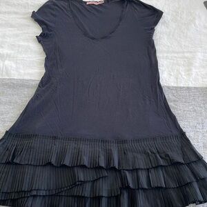 Juicy couture v neck t shirt dress with tiered pleated hem